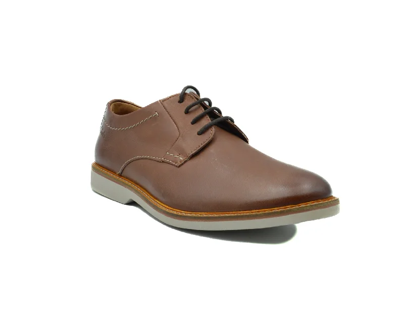 CLARKS Atticus LT Lace Dar