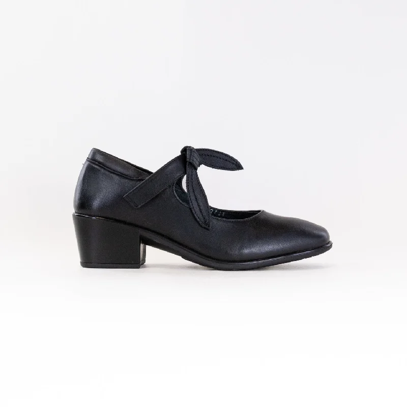 Naot Nobility (Women's) - Black jet Leather