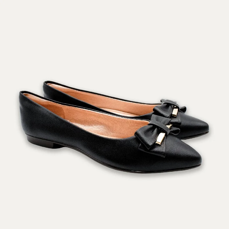 Belkis Black Pointed Toe Flats